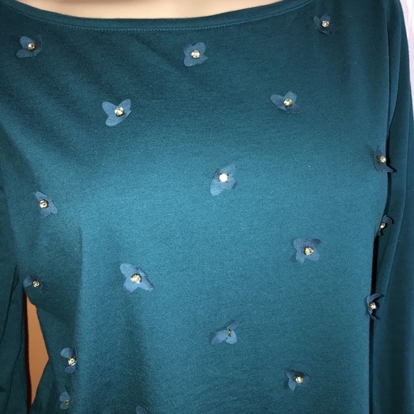 Lands’ end top in teal with rhinestone flowers - Picture 2 of 6